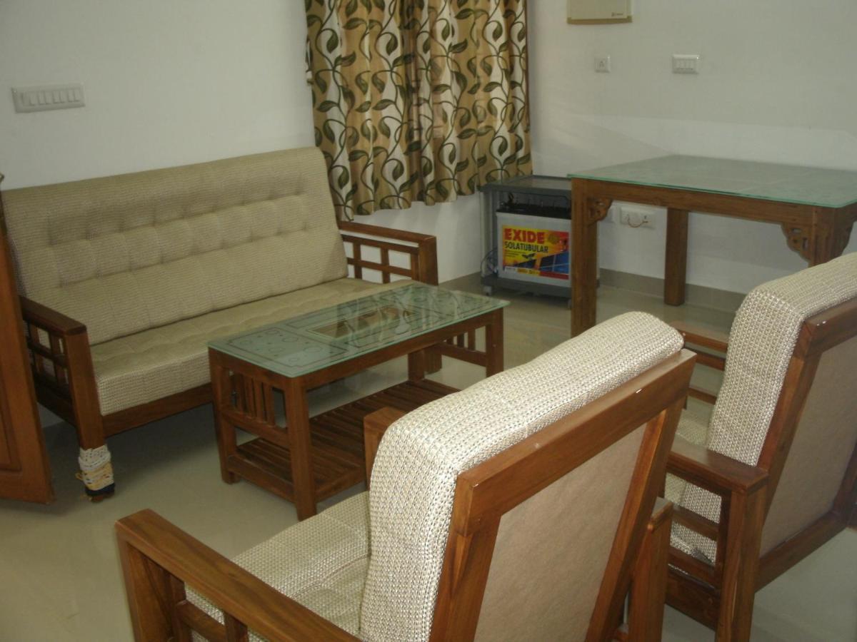 Jacaranda Holiday Home Коччи Экстерьер фото