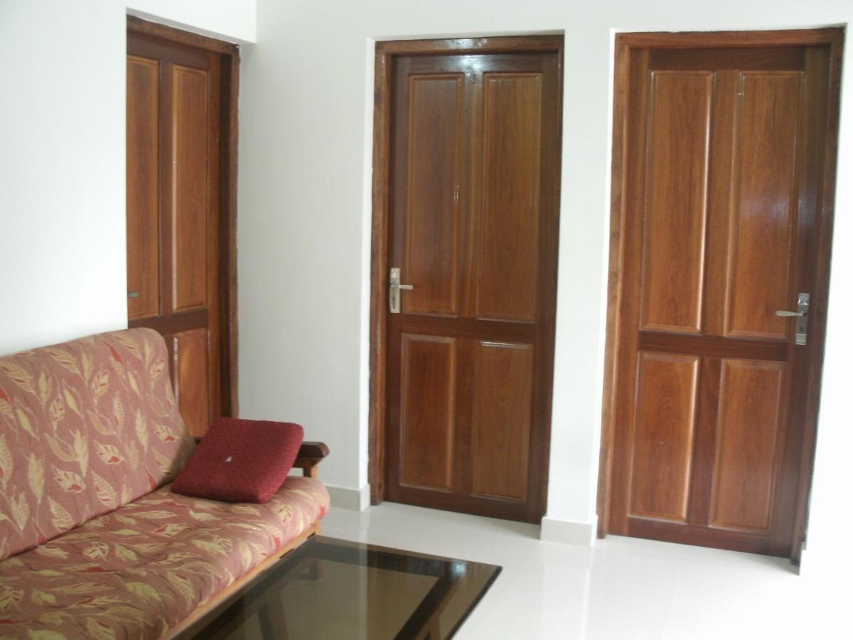 Jacaranda Holiday Home Коччи Экстерьер фото