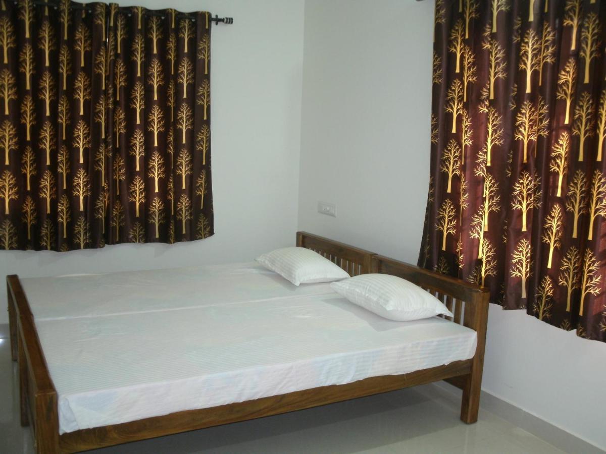Jacaranda Holiday Home Коччи Экстерьер фото