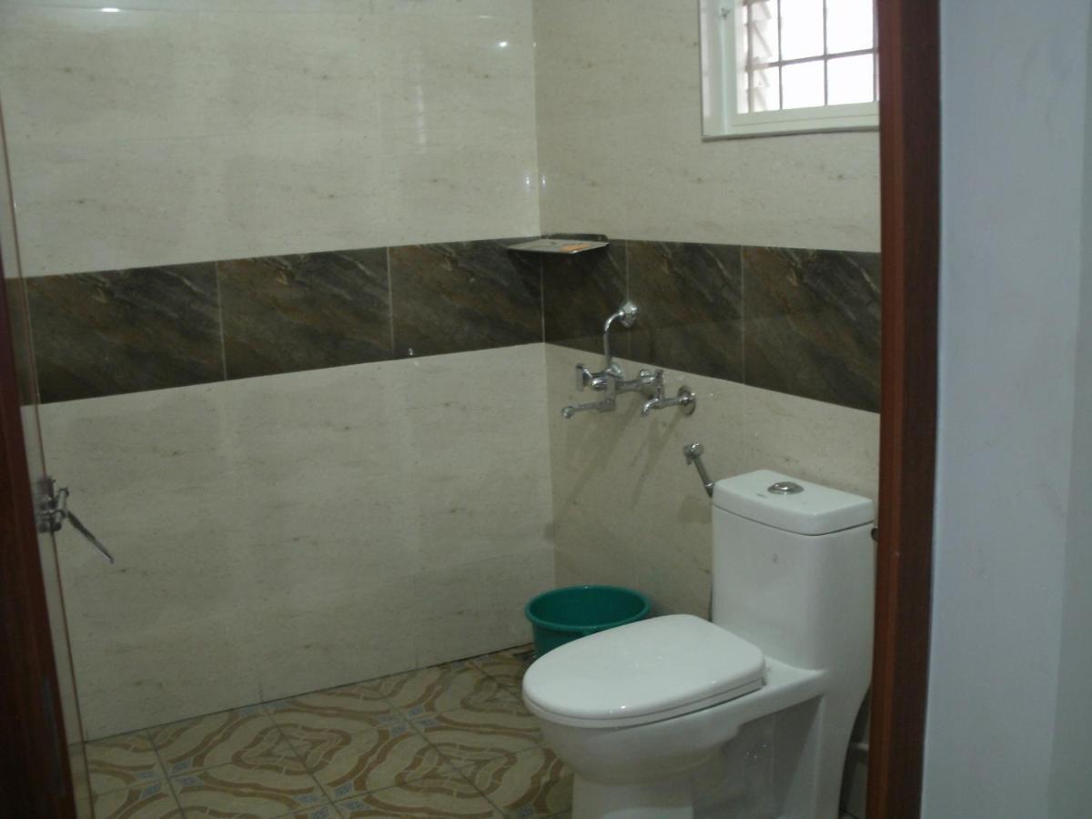 Jacaranda Holiday Home Коччи Экстерьер фото